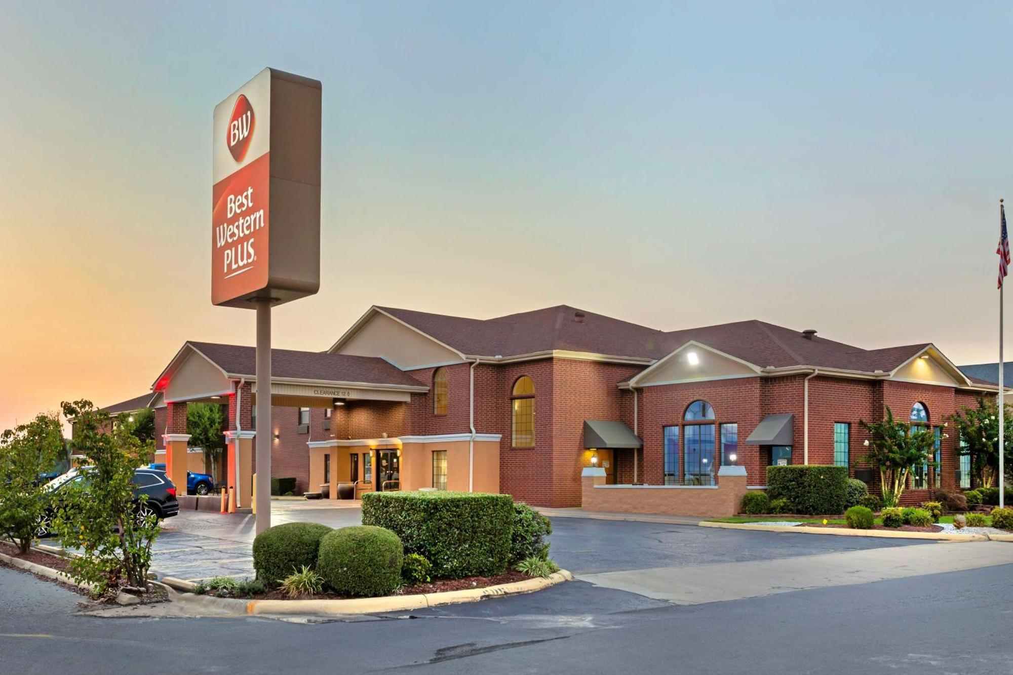 Best Western Plus Lonoke Hotel Exterior foto